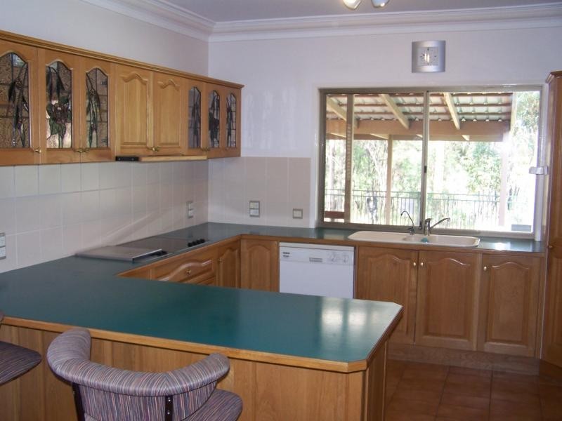 43 Plateau Drive, Springwood QLD 4127