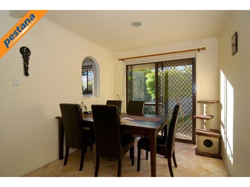 17 Voltaire Street, Shailer Park QLD 4128