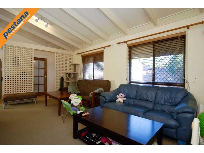 17 Voltaire Street, Shailer Park QLD 4128