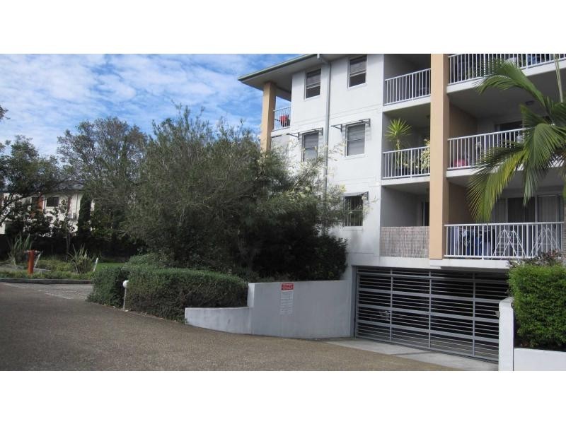 17/22 Oleander Avenue, Biggera Waters QLD 4216