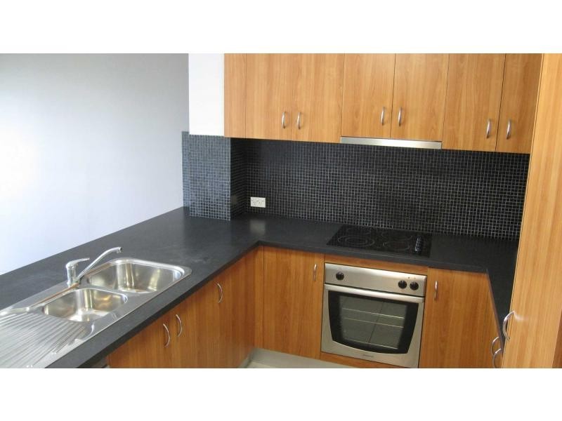 17/22 Oleander Avenue, Biggera Waters QLD 4216