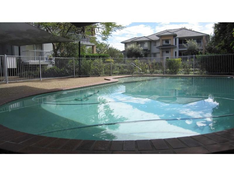 17/22 Oleander Avenue, Biggera Waters QLD 4216