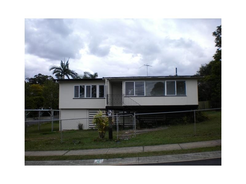 2 Woonga Street, Woodridge QLD 4114