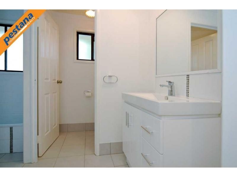 119 Springwood Road, Springwood QLD 4127