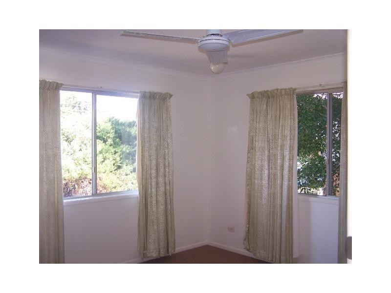 26 Cinderella Drive, Springwood QLD 4127