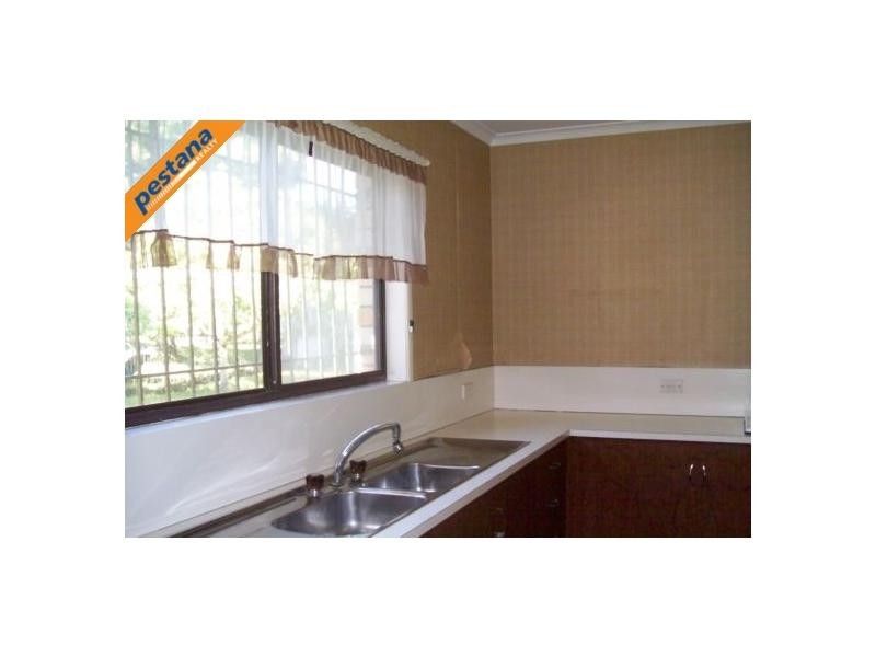 19 Hawdon Crescent, Springwood QLD 4127