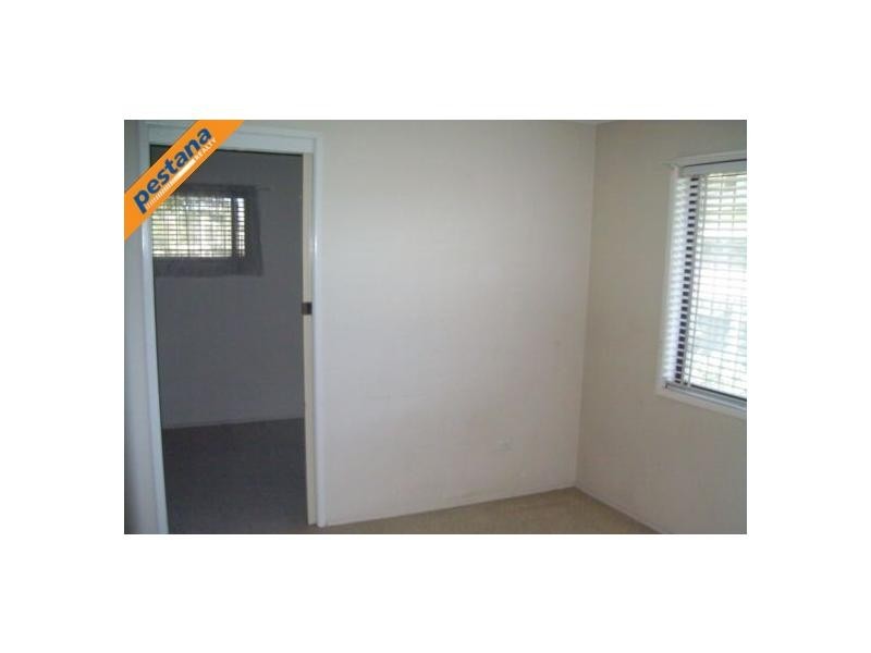 19 Hawdon Crescent, Springwood QLD 4127