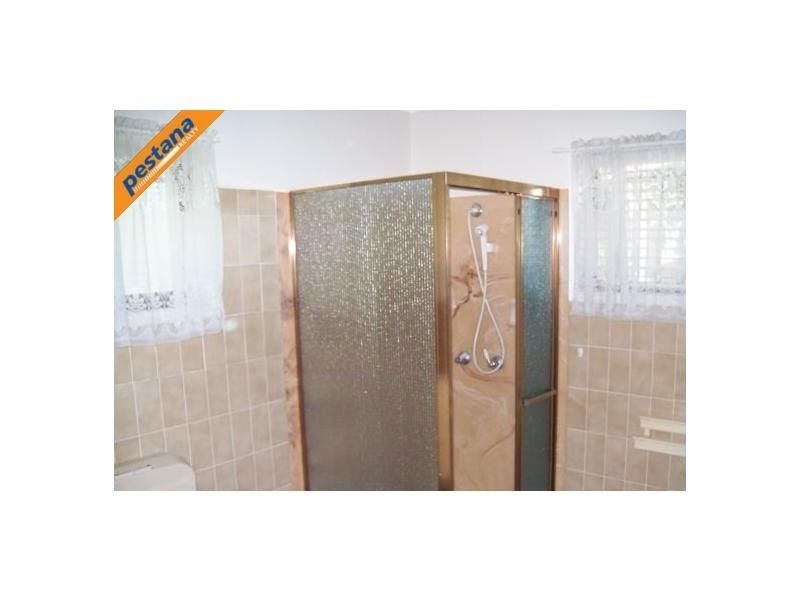 19 Hawdon Crescent, Springwood QLD 4127