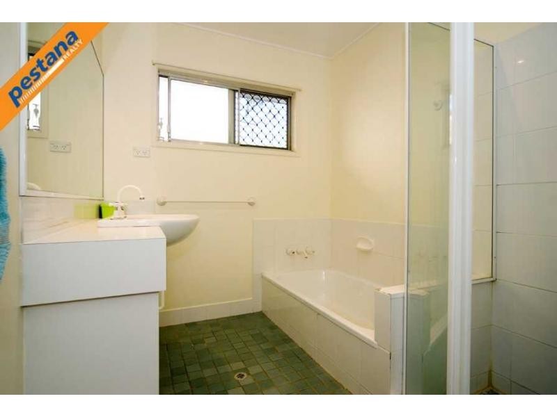 63 Parfrey Road, Rochedale South QLD 4123