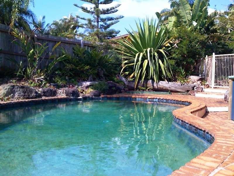 32 Plateau Drive, Springwood QLD 4127