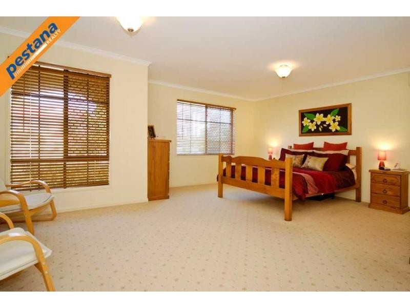 24 The Concourse, Underwood QLD 4119