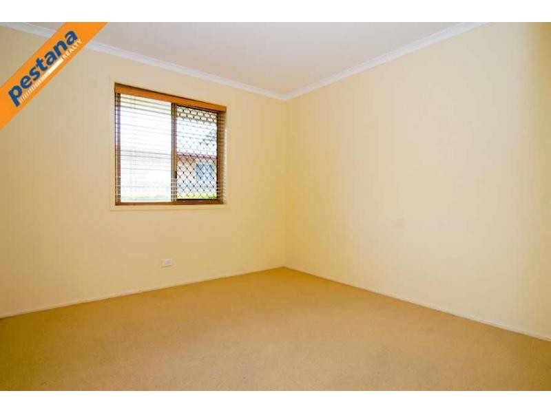 5 Barossa Street, Kingston QLD 4114
