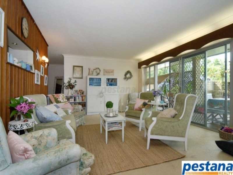 33 Sunningdale Avenue, Rochedale South QLD 4123