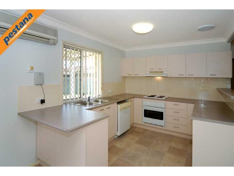 31 Kilsay Crescent, Meadowbrook QLD 4131