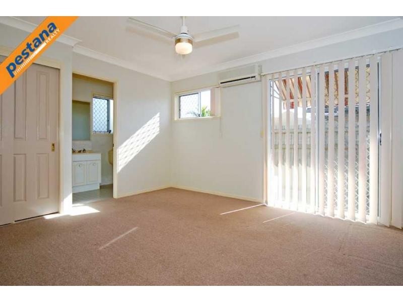 31 Kilsay Crescent, Meadowbrook QLD 4131