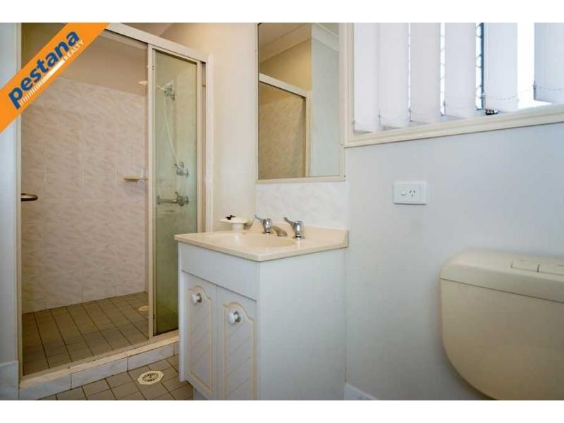 31 Kilsay Crescent, Meadowbrook QLD 4131