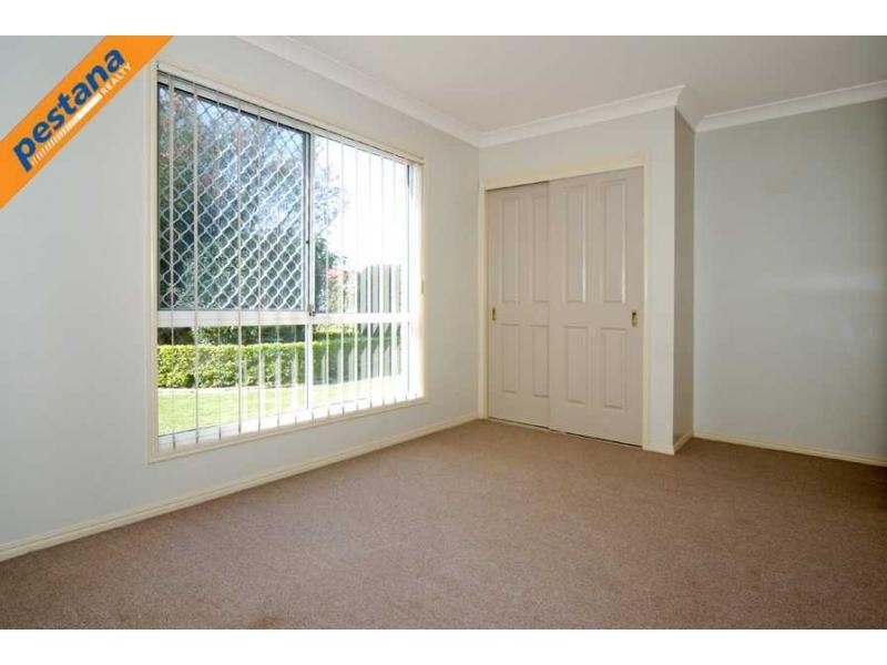 31 Kilsay Crescent, Meadowbrook QLD 4131