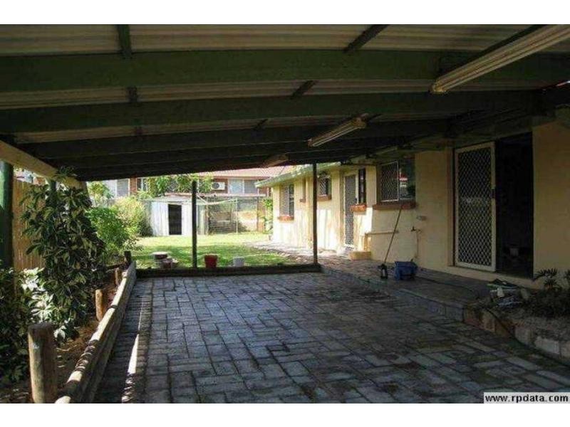 60 Dennis Road, Springwood QLD 4127