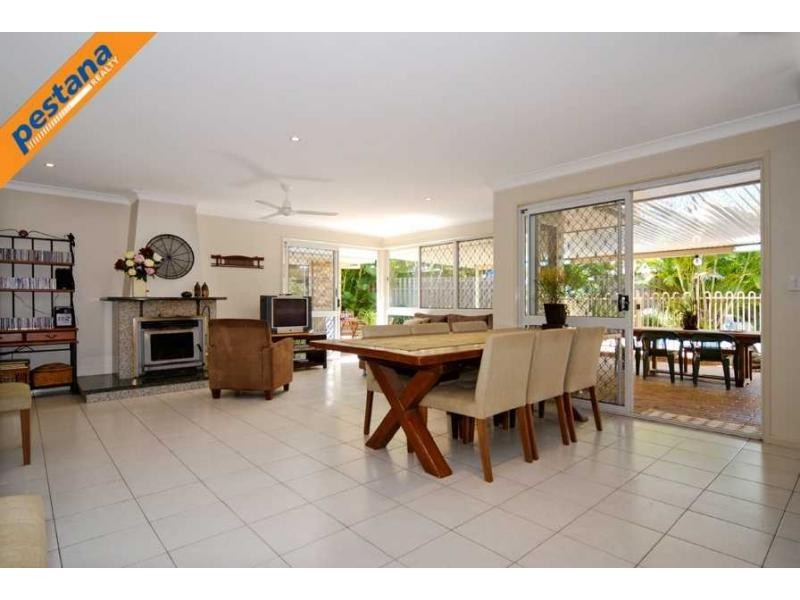 50 Cinderella Drive, Springwood QLD 4127