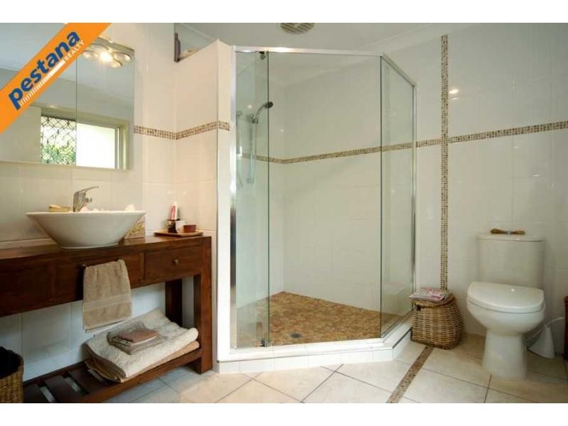 50 Cinderella Drive, Springwood QLD 4127