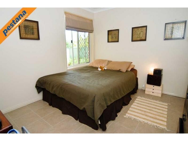 50 Cinderella Drive, Springwood QLD 4127