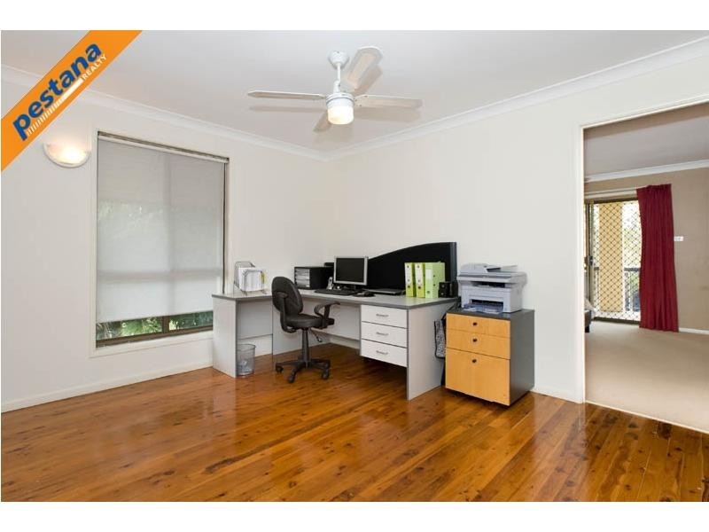 13 Thornhill Street, Springwood QLD 4127