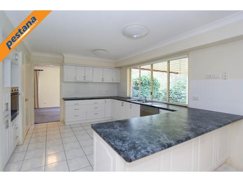 18 Hazlehead Place, Oxley QLD 4075
