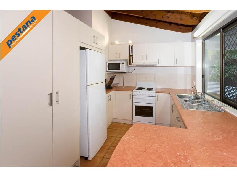 19 Hawkins Street, Springwood QLD 4127