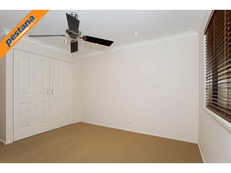 19 Hawkins Street, Springwood QLD 4127