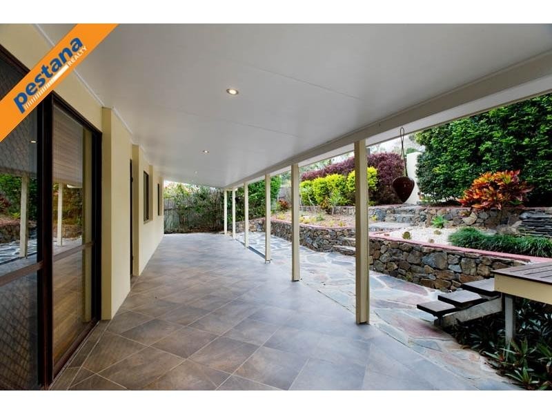 19 Hawkins Street, Springwood QLD 4127