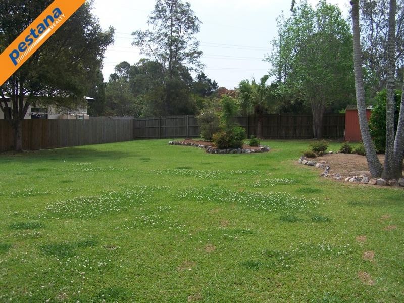 15 Lilac Street, Daisy Hill QLD 4127