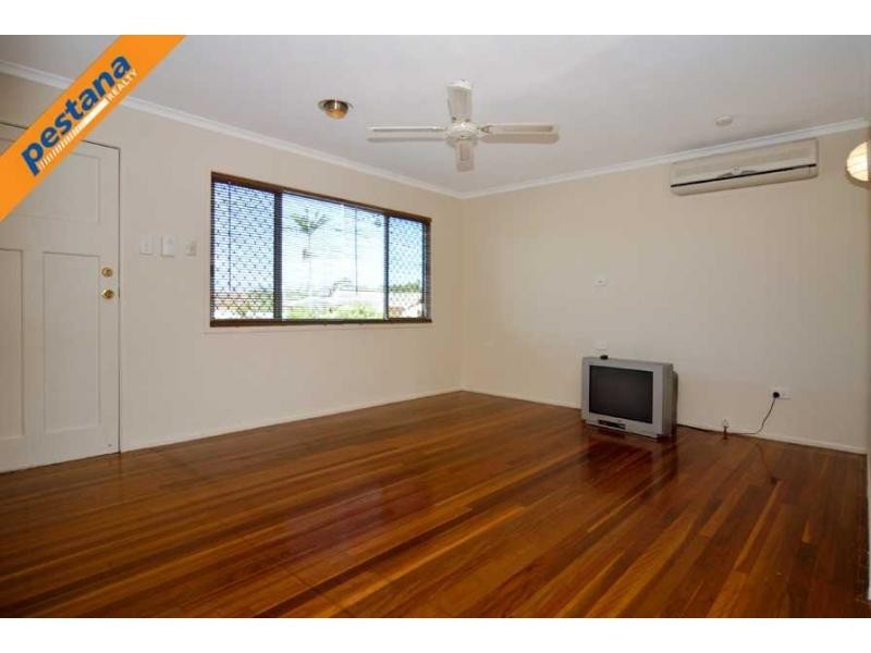 152 North Road, Woodridge QLD 4114