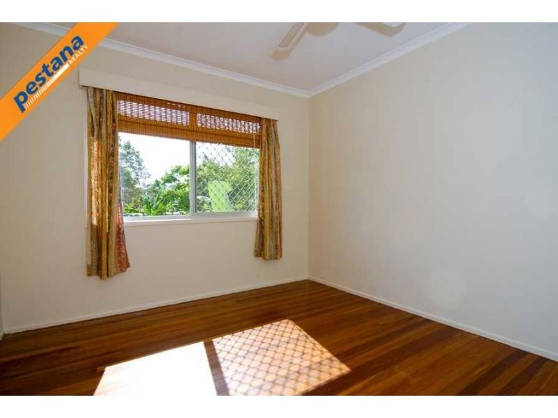 152 North Road, Woodridge QLD 4114