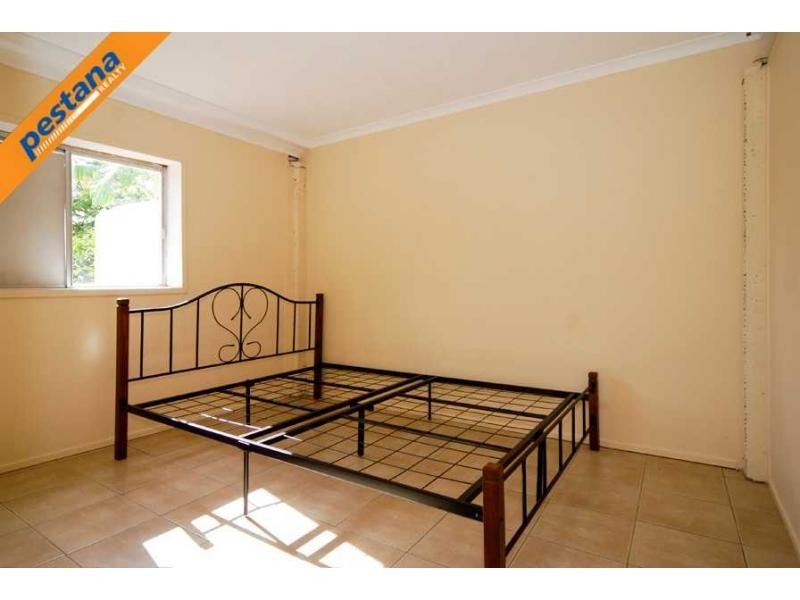 152 North Road, Woodridge QLD 4114