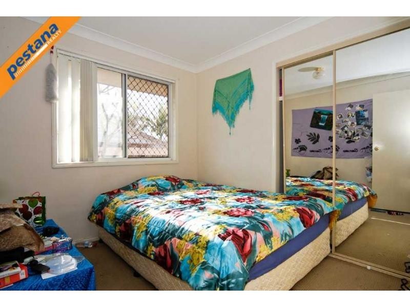 8 Kao Street, Marsden QLD 4132