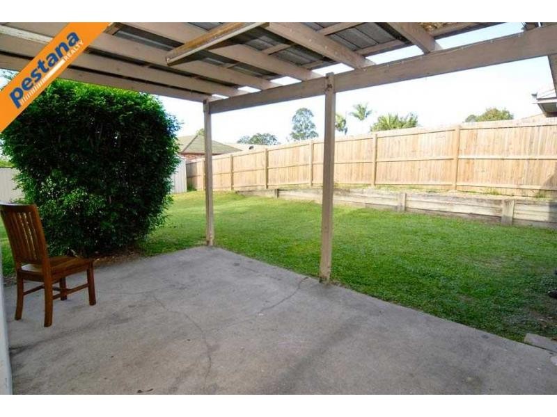 8 Kao Street, Marsden QLD 4132