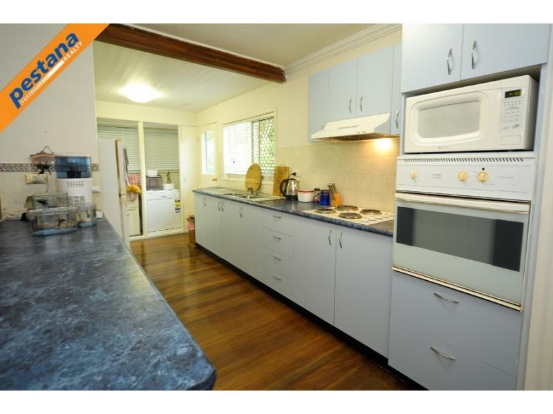 9 Astro Court, Slacks Creek QLD 4127