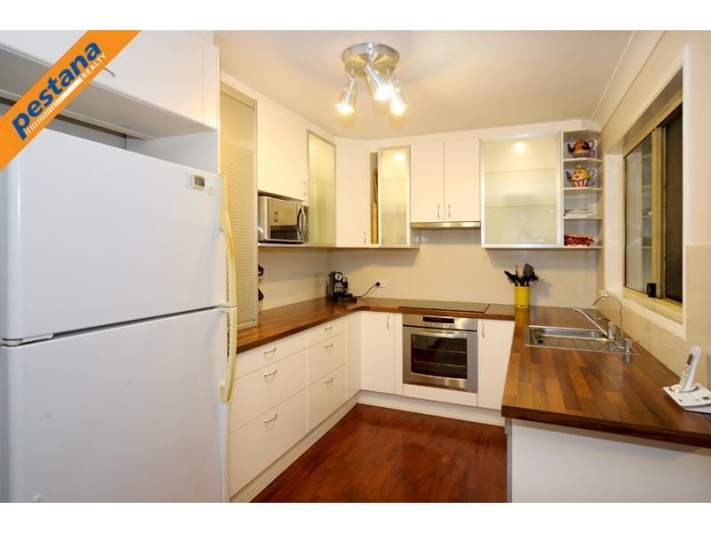 115 Pohon Drive, Tanah Merah QLD 4128