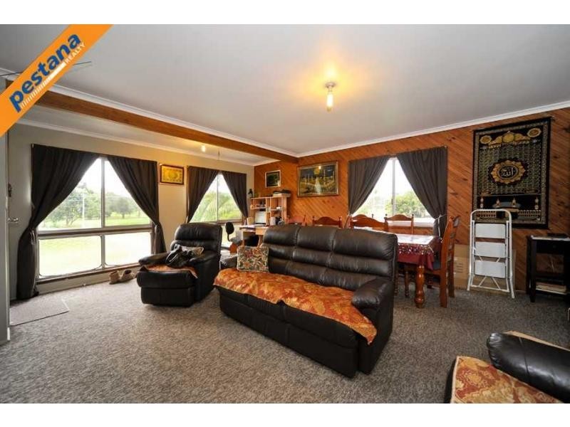 138 Bardon Road, Kingston QLD 4114