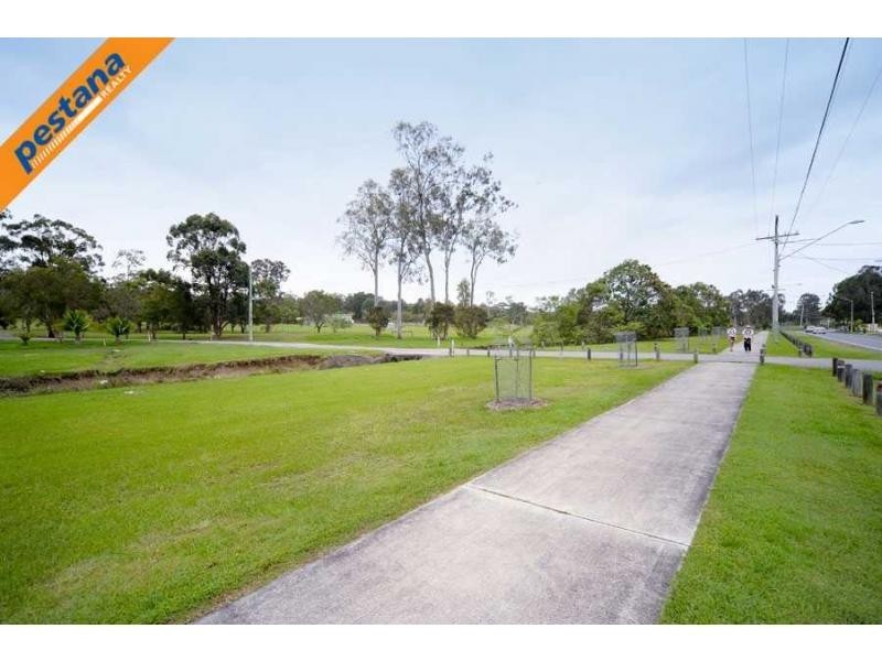 138 Bardon Road, Kingston QLD 4114