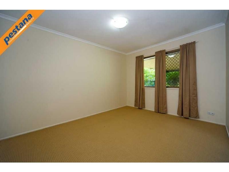 5 Lynelle Street, Marsden QLD 4132