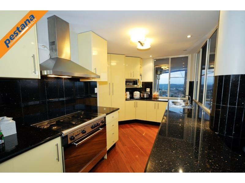 28 Kimberley Drive, Shailer Park QLD 4128