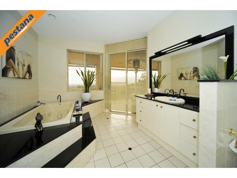 28 Kimberley Drive, Shailer Park QLD 4128