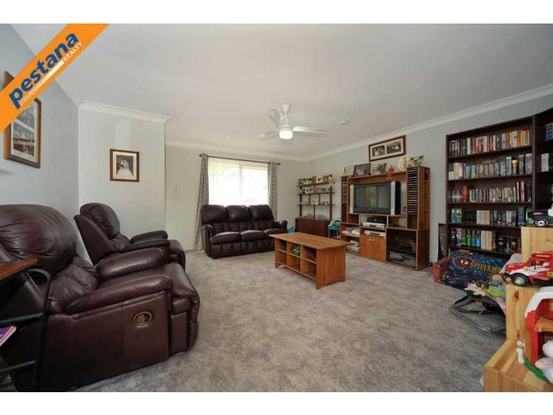 4 Valis Street, Waterford West QLD 4133