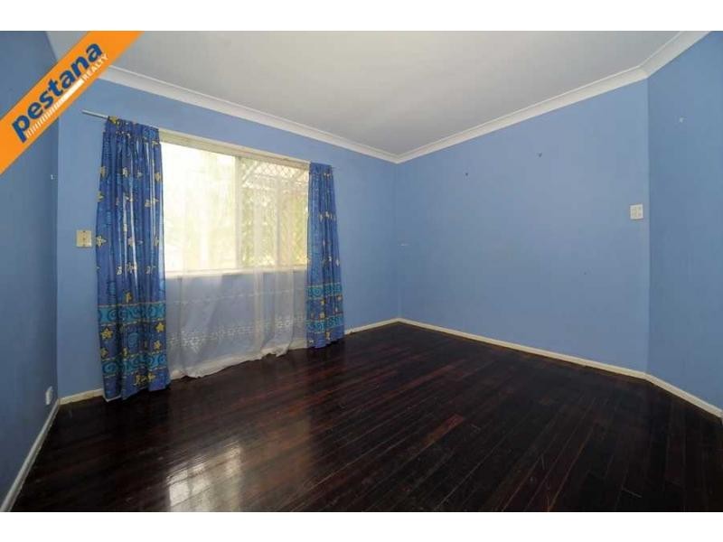 9 Wilbur Street, Woodridge QLD 4114