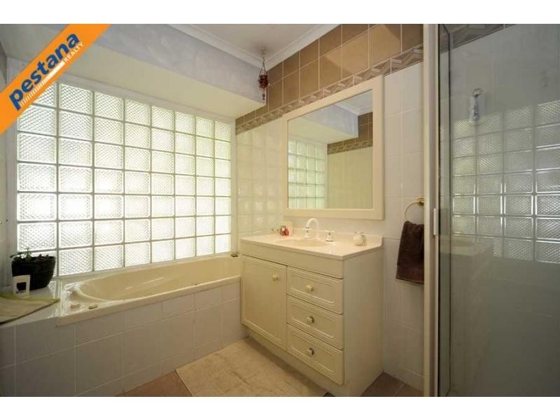 57 Veronica Avenue, Daisy Hill QLD 4127