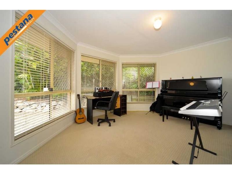 11 Oakvale Street, Underwood QLD 4119