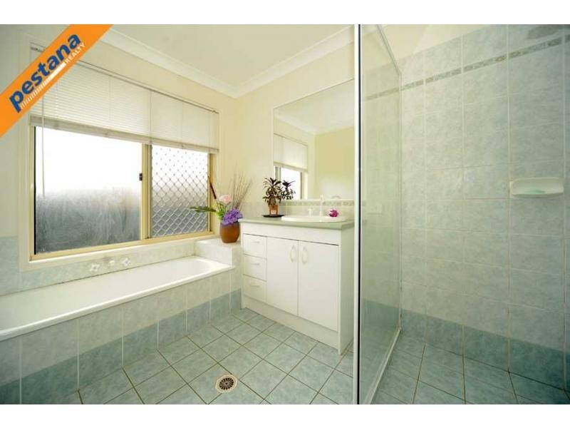 11 Oakvale Street, Underwood QLD 4119