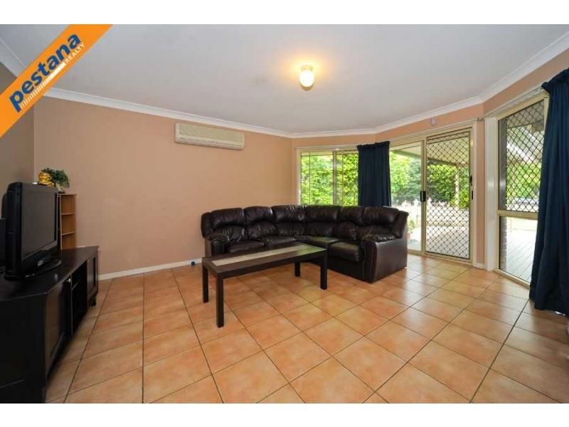 11 Oakvale Street, Underwood QLD 4119