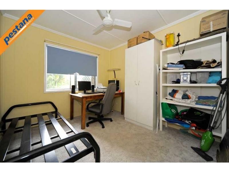 13 Lowanna Street, Slacks Creek QLD 4127